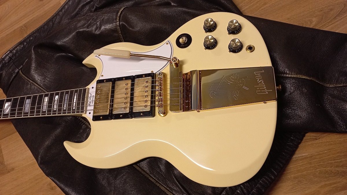94 Gibson Les Paul SG Custom 63 Reissue Maestro Vibrola white 55.jpg
