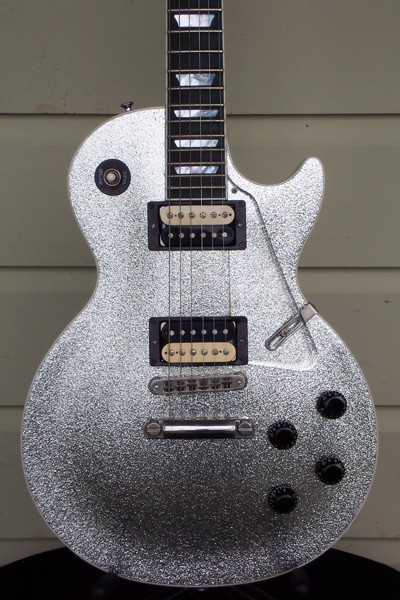 96-Les-Paul-Silver-001.jpg