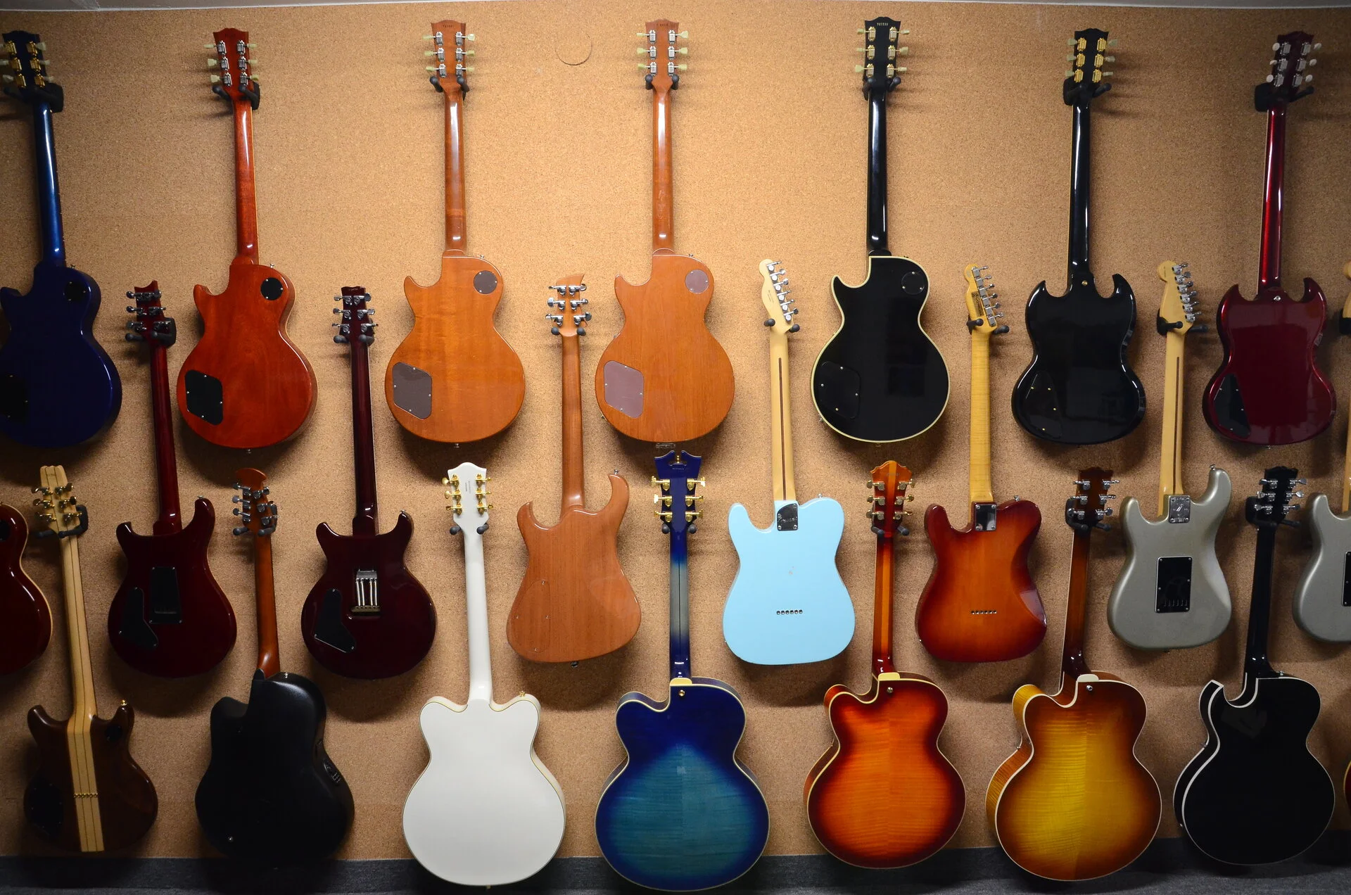 99 Gitarren 117.webp