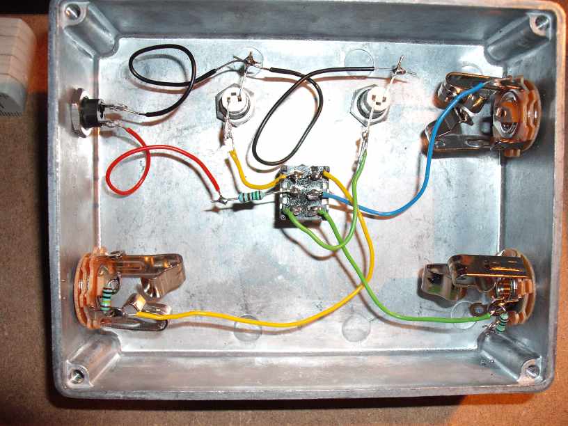 AB Box andersherum.jpg