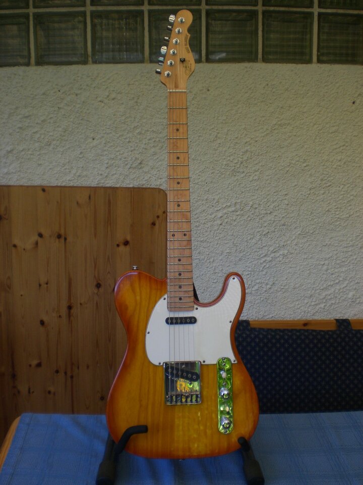 AC honey vorne (2).JPG