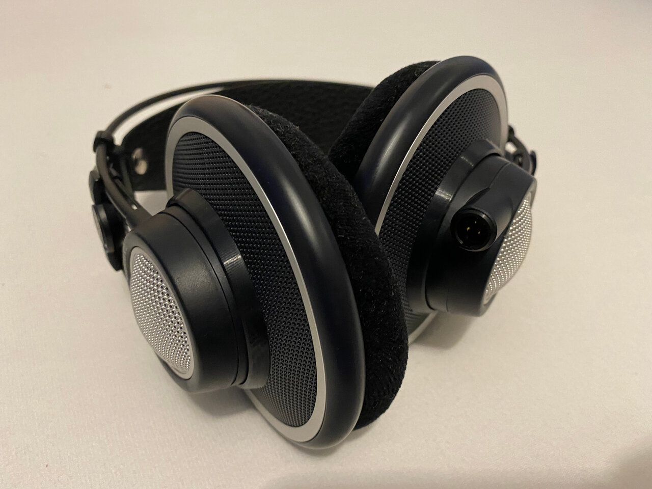 AKG_K702_Bild_04.JPG