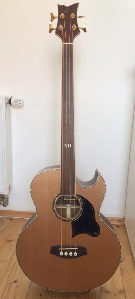 Akubass1a.webp