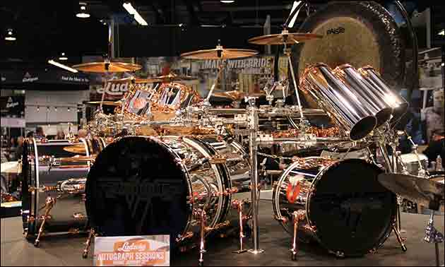 Alex-van-Halen-Drumset-Ludwig.jpg