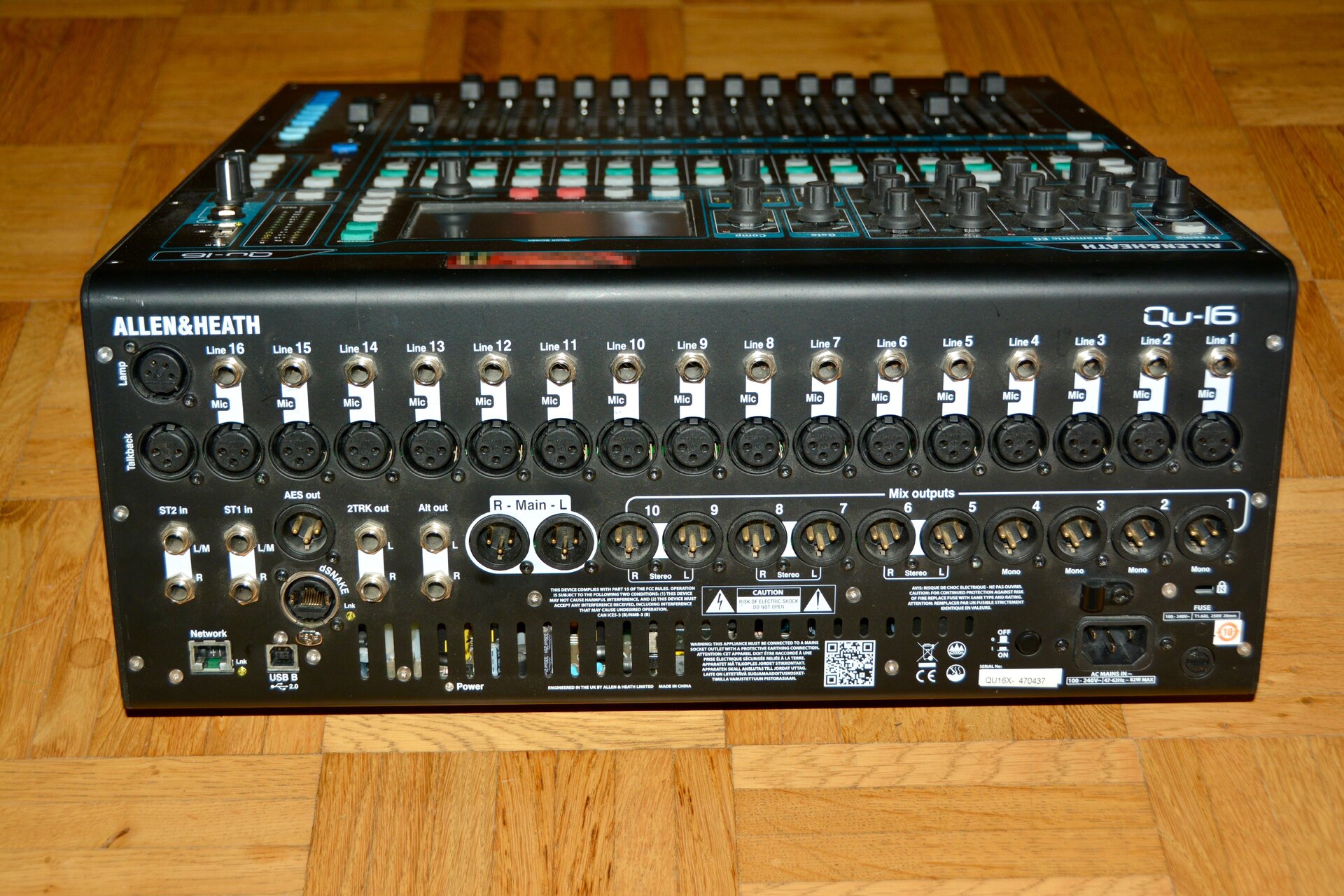 Allen & Heath Qu-16 Digital Mischpult mit Case TOP-Zustand 2.JPG