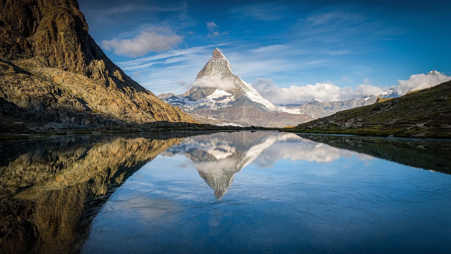 alpen-b1-1080p-gn.jpg