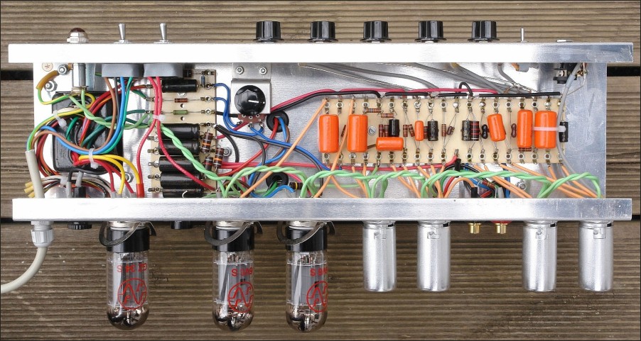 Amp_3.jpg