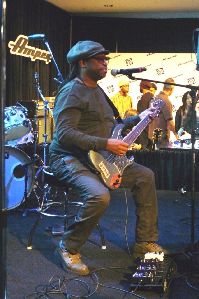 ampeg9.JPG