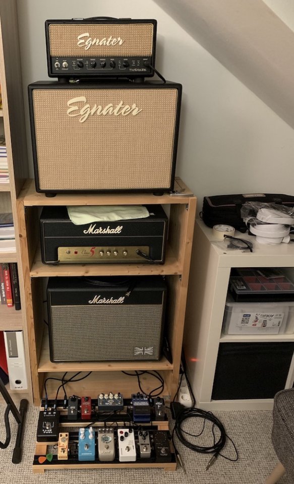 Amps.jpeg