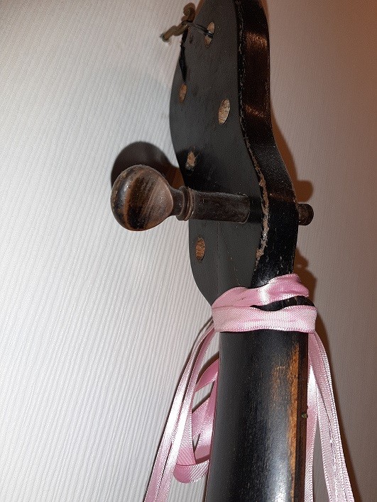 Armgitarre 1909-2.jpg
