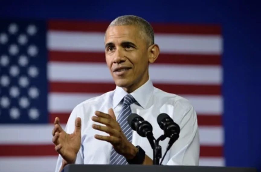Barack_Obama_with_SM57.webp
