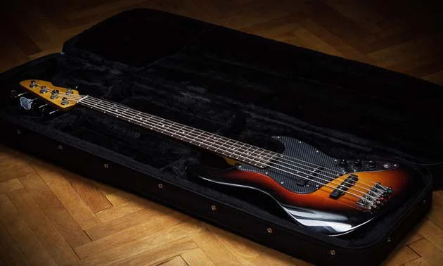 DIY: Bass Case Eigenbau