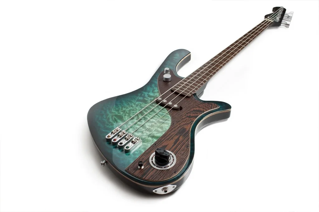 BassLine_rebelle_cw_01.webp