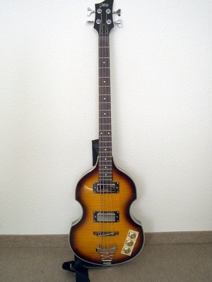 BeatlesBass.JPG