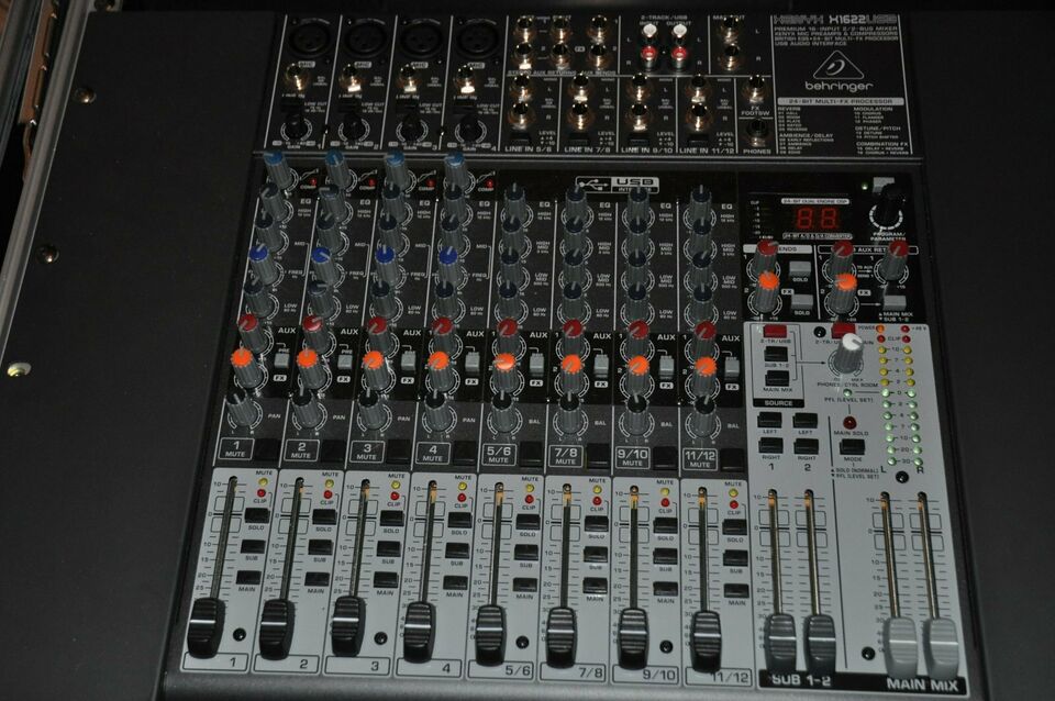 Behringer 1.JPG