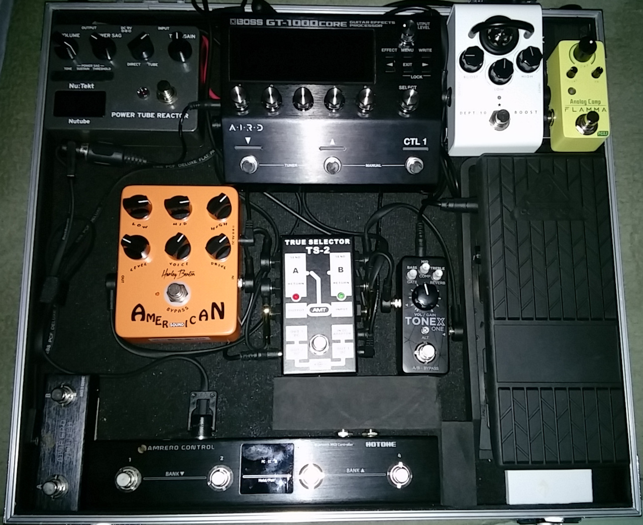 Big-PBoard XXL Boss GT-1K v5 American TrueTone.jpg