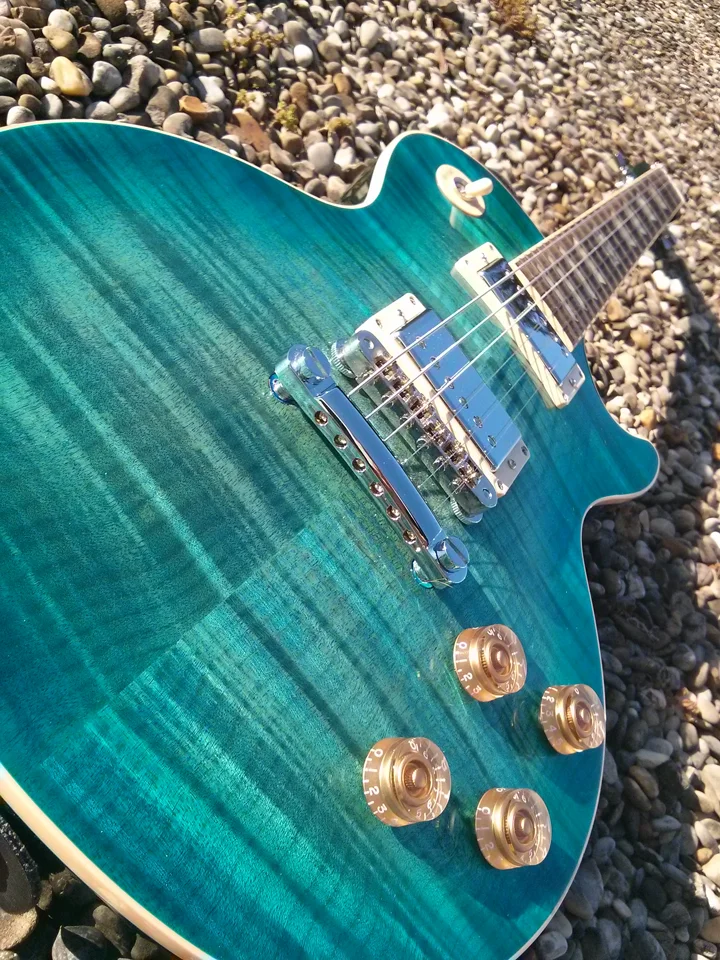 BlueBelle2.webp