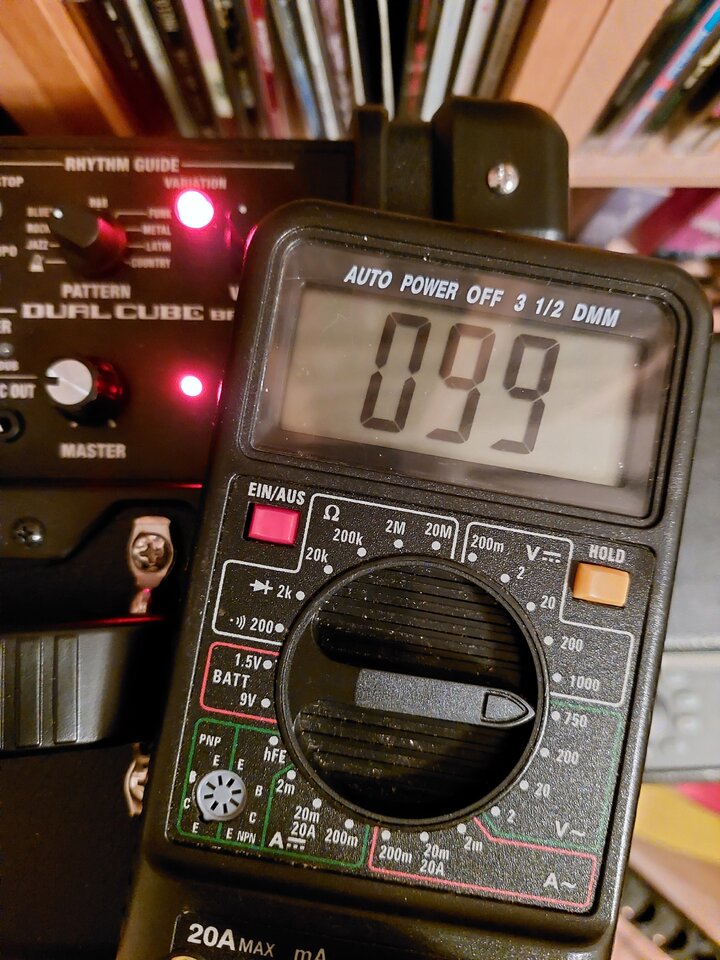 Boss_Cube Dual Bass LX.jpg