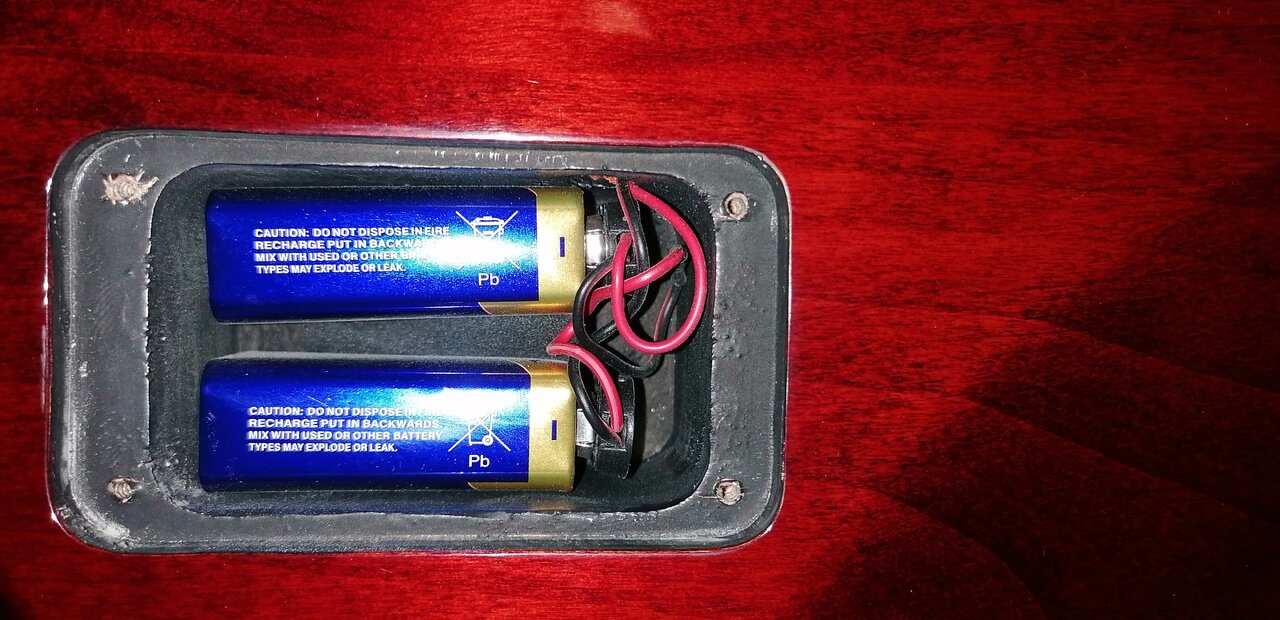 BRB Elektronik Batteriefach 06.jpg