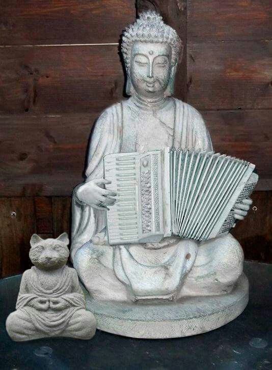 Buddha-Akkordeon.jpg