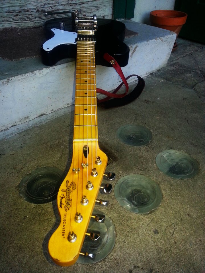Cabronita_Tele_03.jpg
