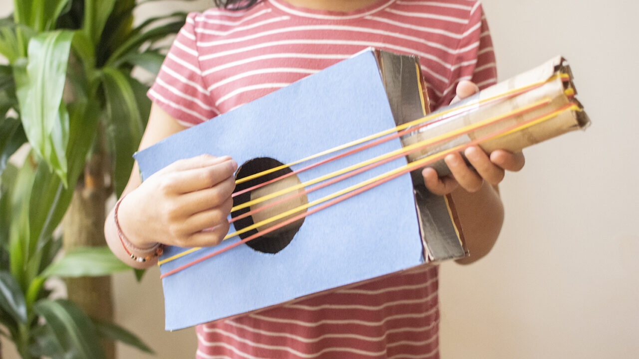 Cardboard-Guitar.jpg