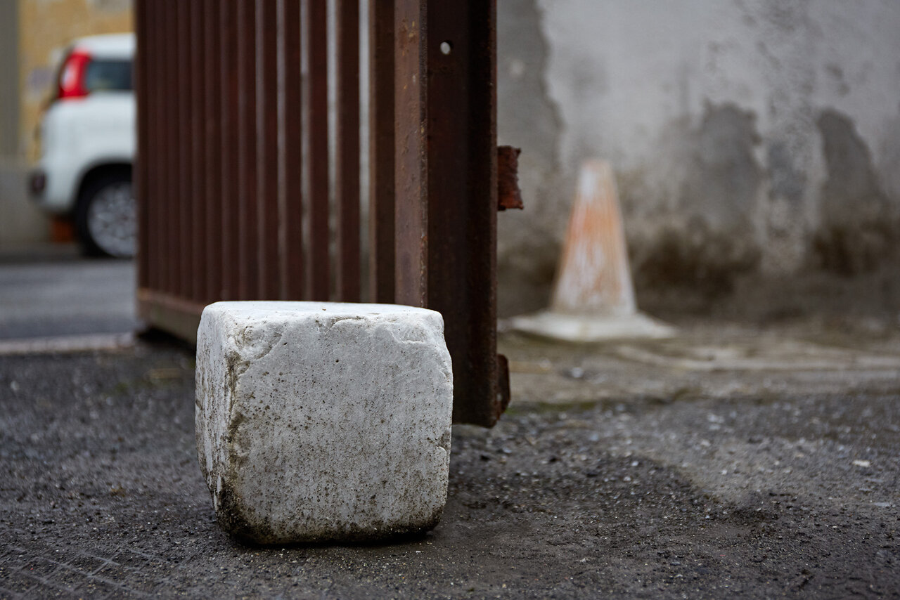 carrara_torstopper.jpg