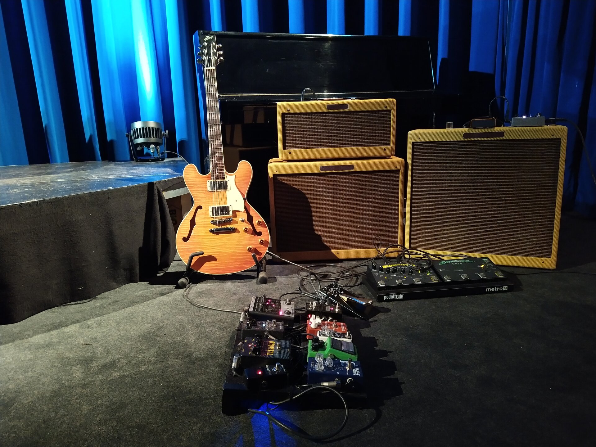 CasaBlanca 2409 gear.jpg