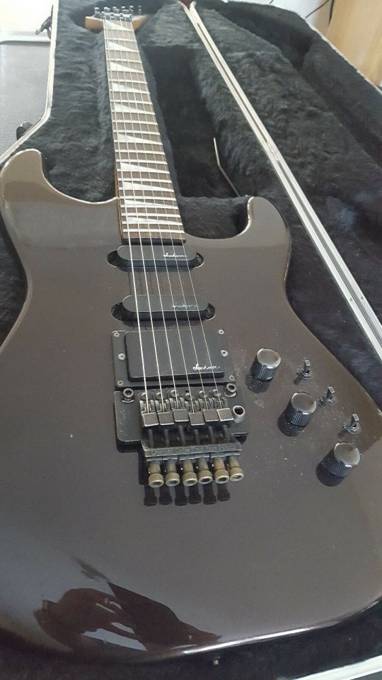 Charvel-Model-4A-Guitar-Vintage-80s.jpg