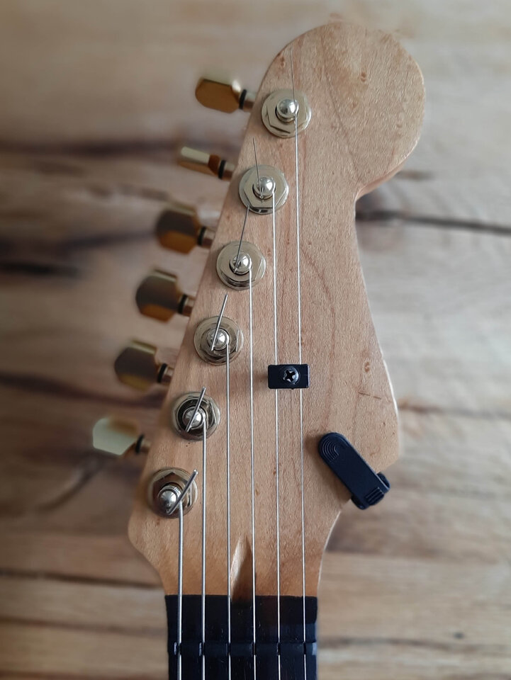 clip tuner.jpg