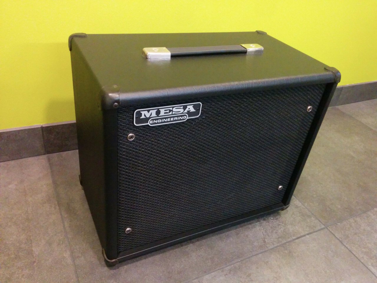 compact-cab-3.jpg
