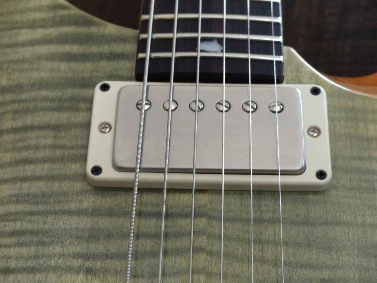 Custom 24 04.JPG