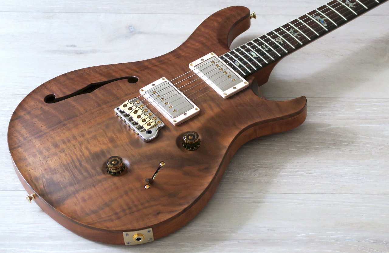 Custom 24 SH Body.jpg