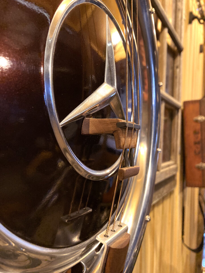 custom-guitar-3saiter-strings.jpg