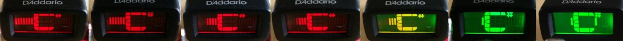 D'Addario Micro Violin Tuner Balkenanzeige Stimmgerät quer grün rechts.jpg