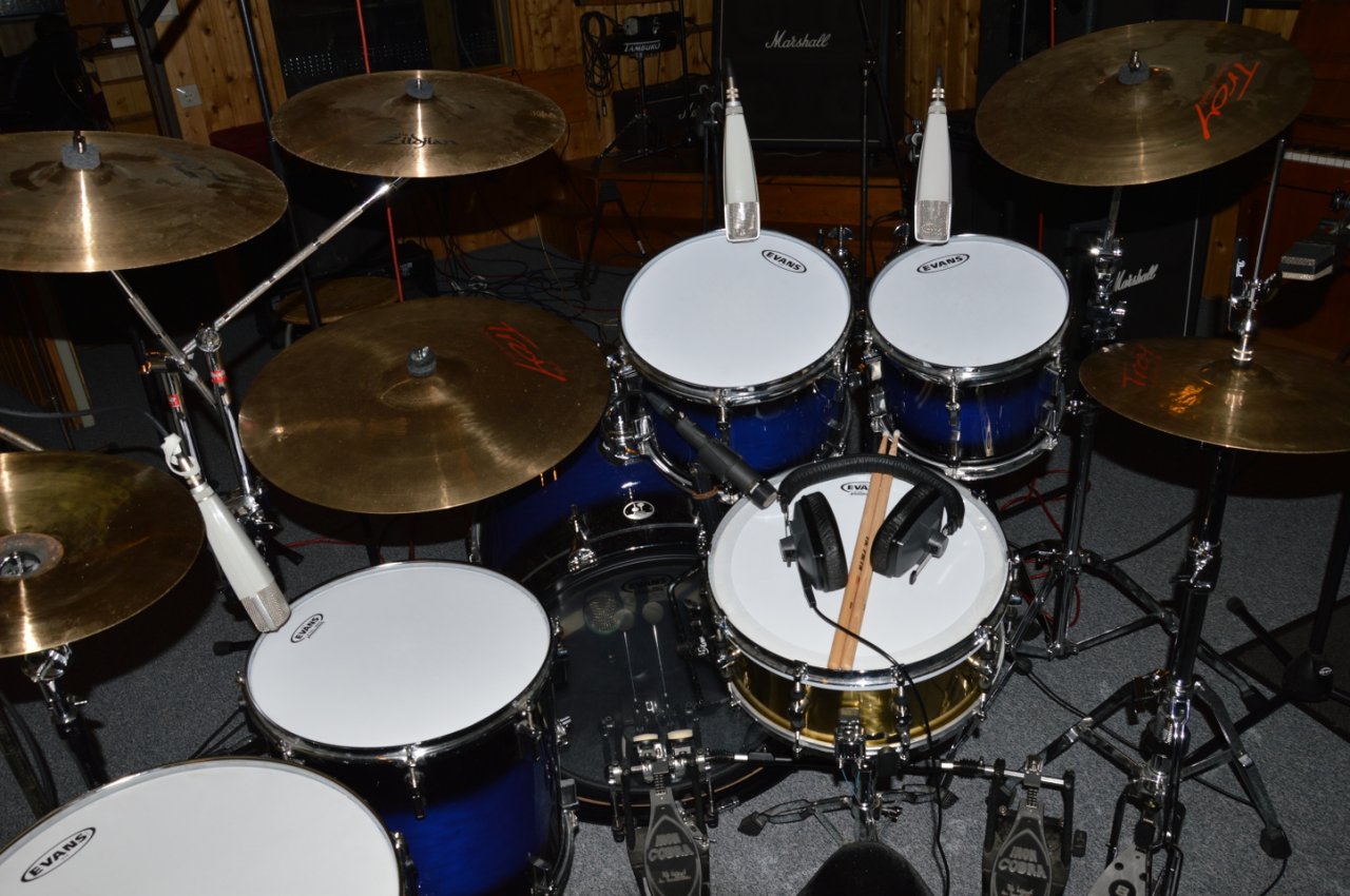 Drumset1.JPG