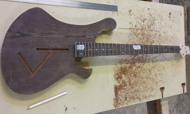 e-bass-eigenbau-rickenbacker-stingray.jpg