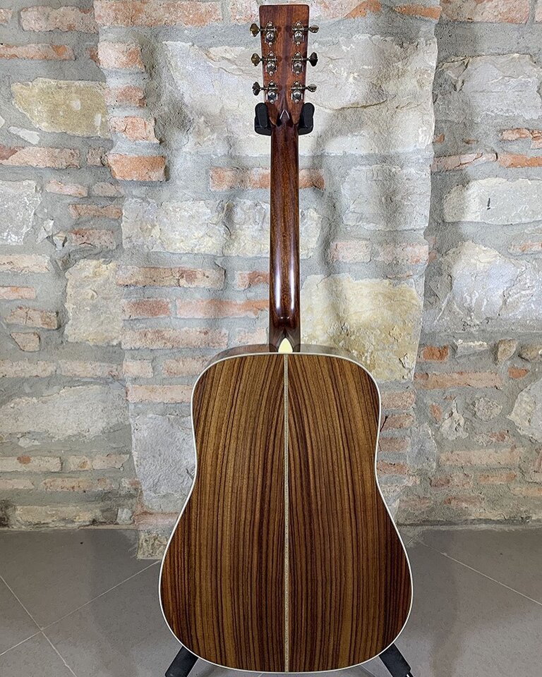 eastman-E20D-TC-02.jpg