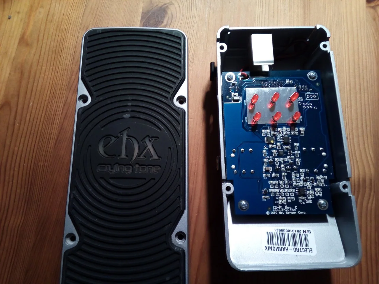 Electro Harmonix crying Tone wah2.jpg