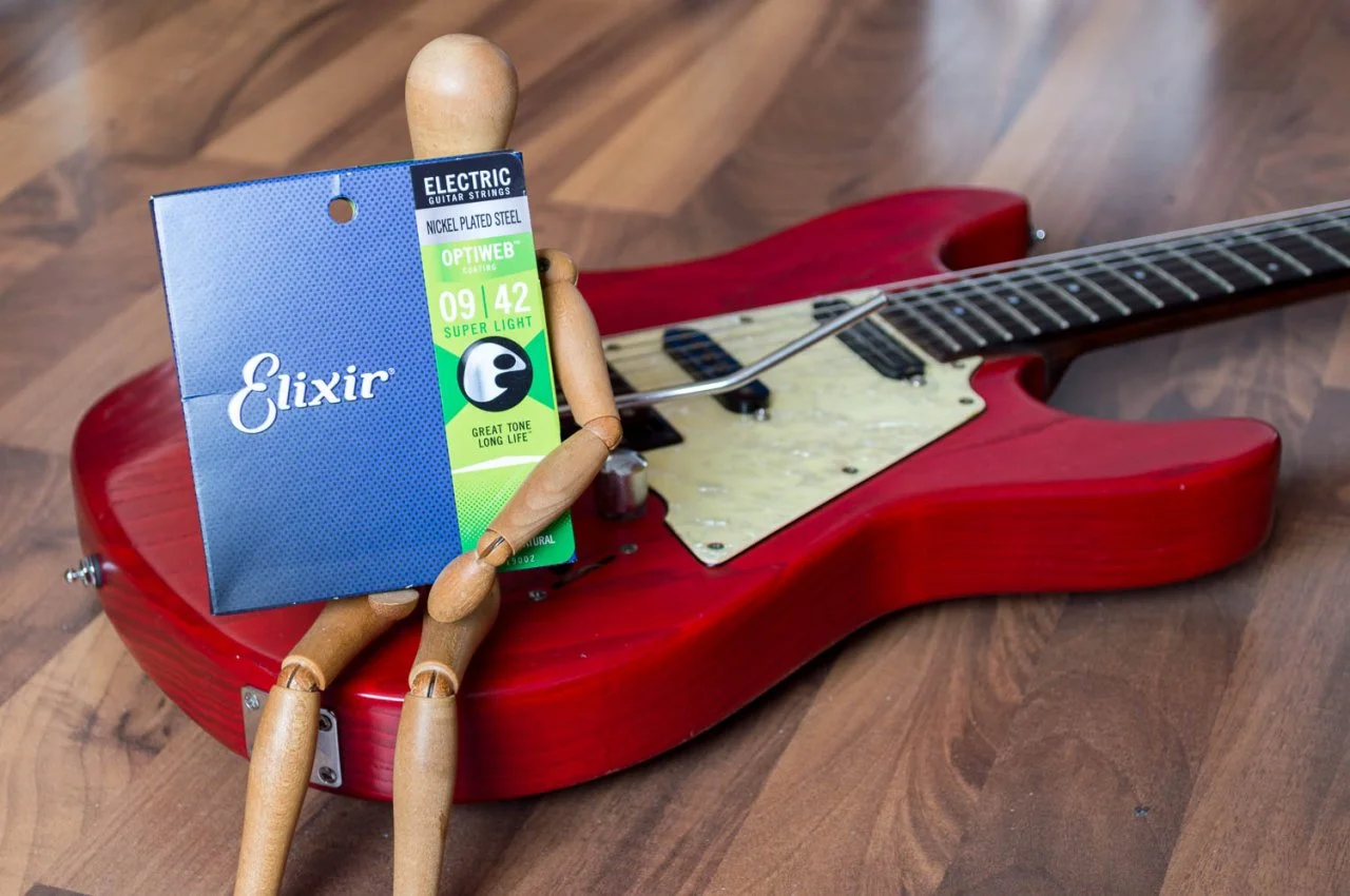 Elixir Optiweb auf Framus Diablo Pro