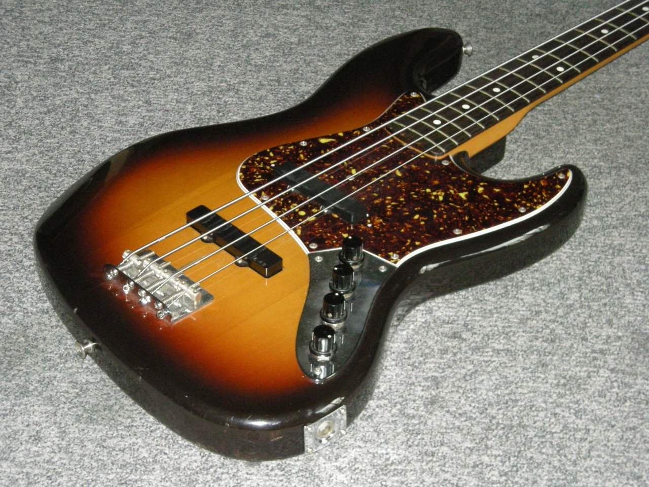 EMG Aktiveinbau.JPG