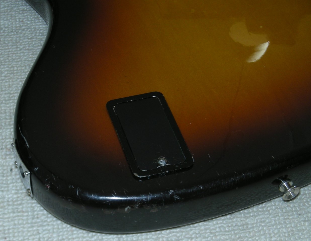 EMG Batteriefach.jpg