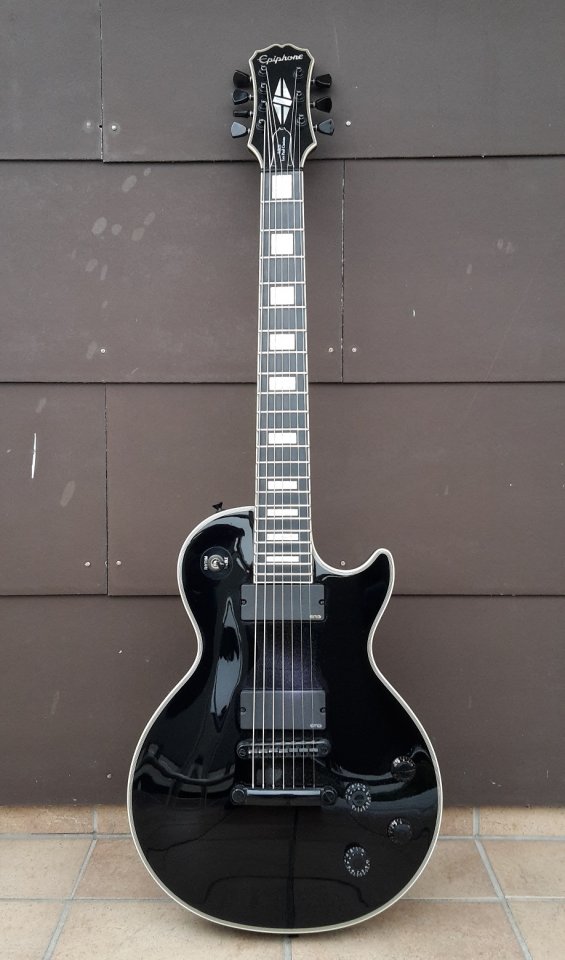 Epiphone Les Paul Custom 7-String 001_K.jpg