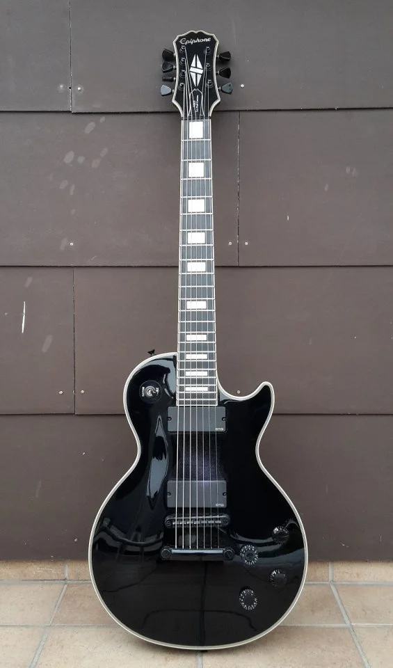 Epiphone Les Paul Custom 7-String 001_K.jpg