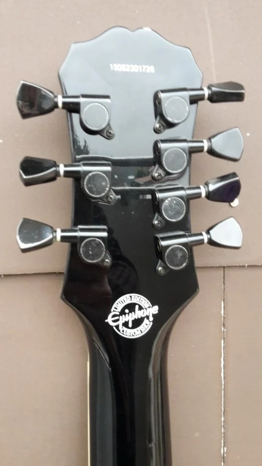 Epiphone Les Paul Custom 7-String 003_K.webp