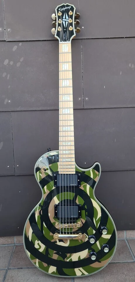 Epiphone Les Paul Custom Camo 01_K.webp