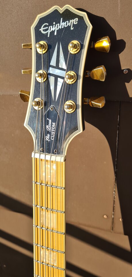 Epiphone Les Paul Custom Camo 05.jpg
