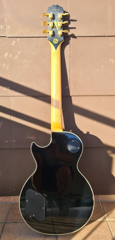 Epiphone Les Paul Custom Camo 06.jpg