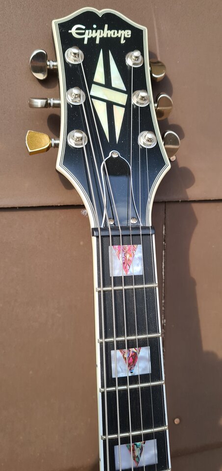 Epiphone Les Paul Prophecy 04_K.jpg