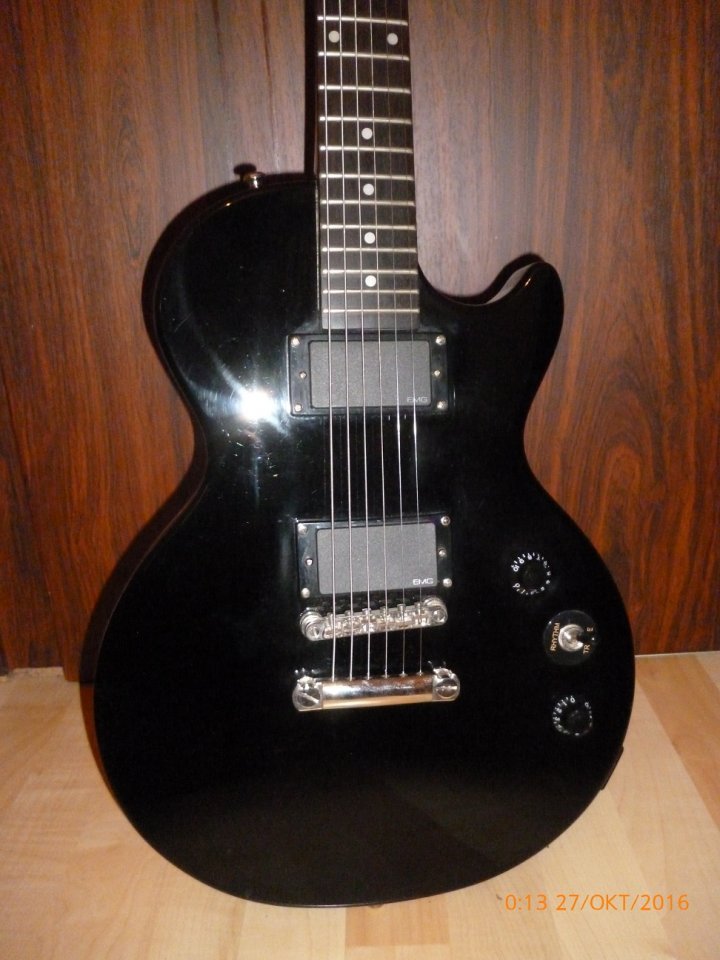 Epiphone Les Paul Special 001_K.jpg